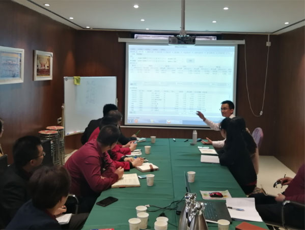 通過(guò)數(shù)據(jù)要管理、通過(guò)管理提利潤(rùn)、通過(guò)利潤(rùn)謀發(fā)展